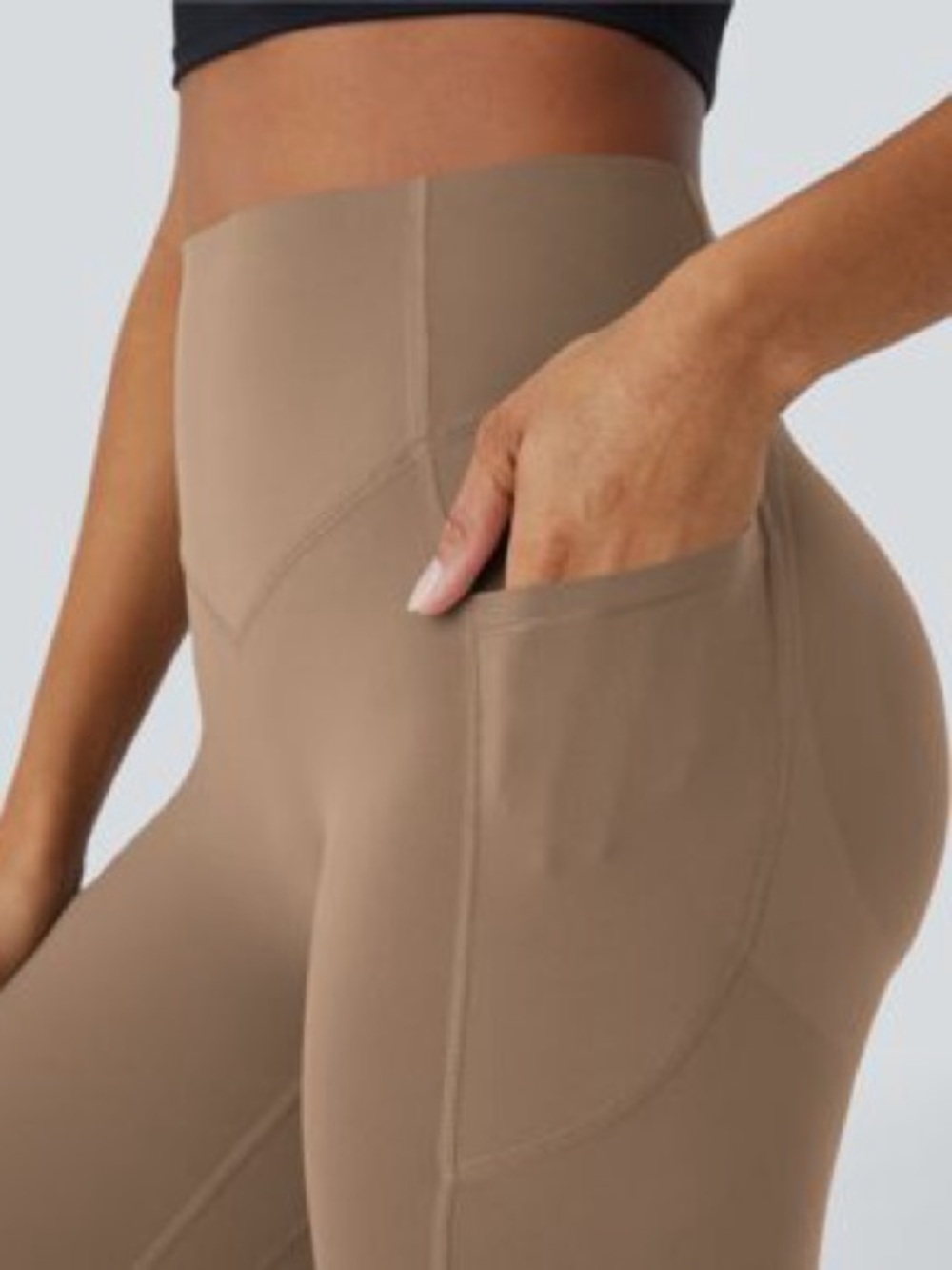 HALARA Ultra Sculpt High-Waist Scrunch Butt Lifting Leggings in Color Woodsmoke